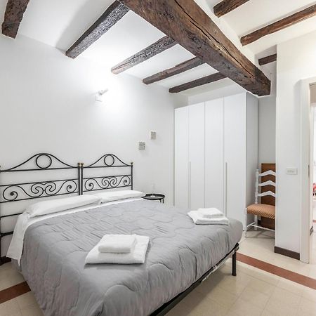 Ambra Maison, Bologna By Short Holidays Eksteriør billede